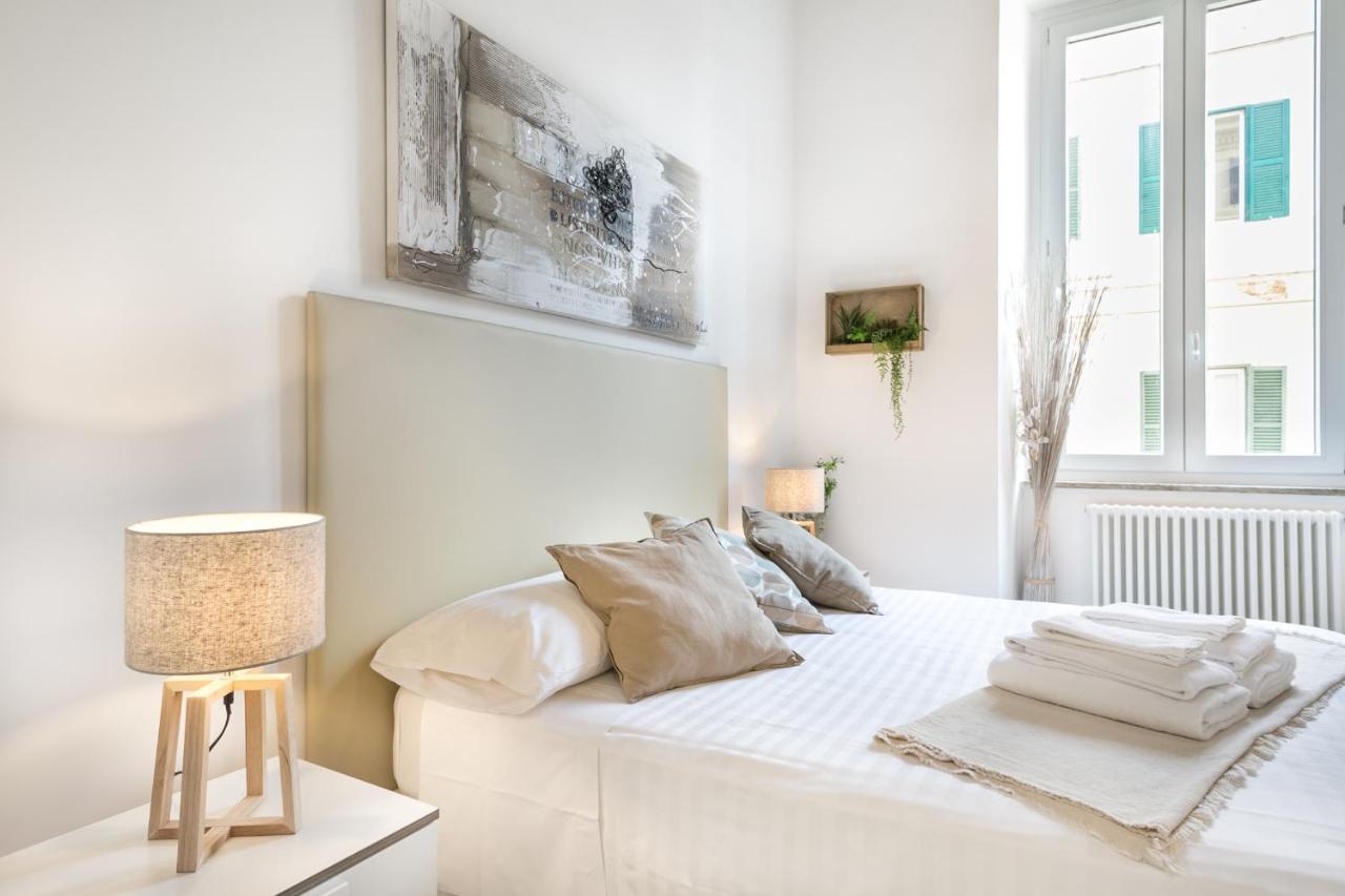 White Ostilia Guesthouse Rom Eksteriør billede