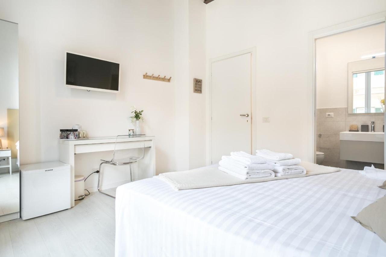 White Ostilia Guesthouse Rom Eksteriør billede