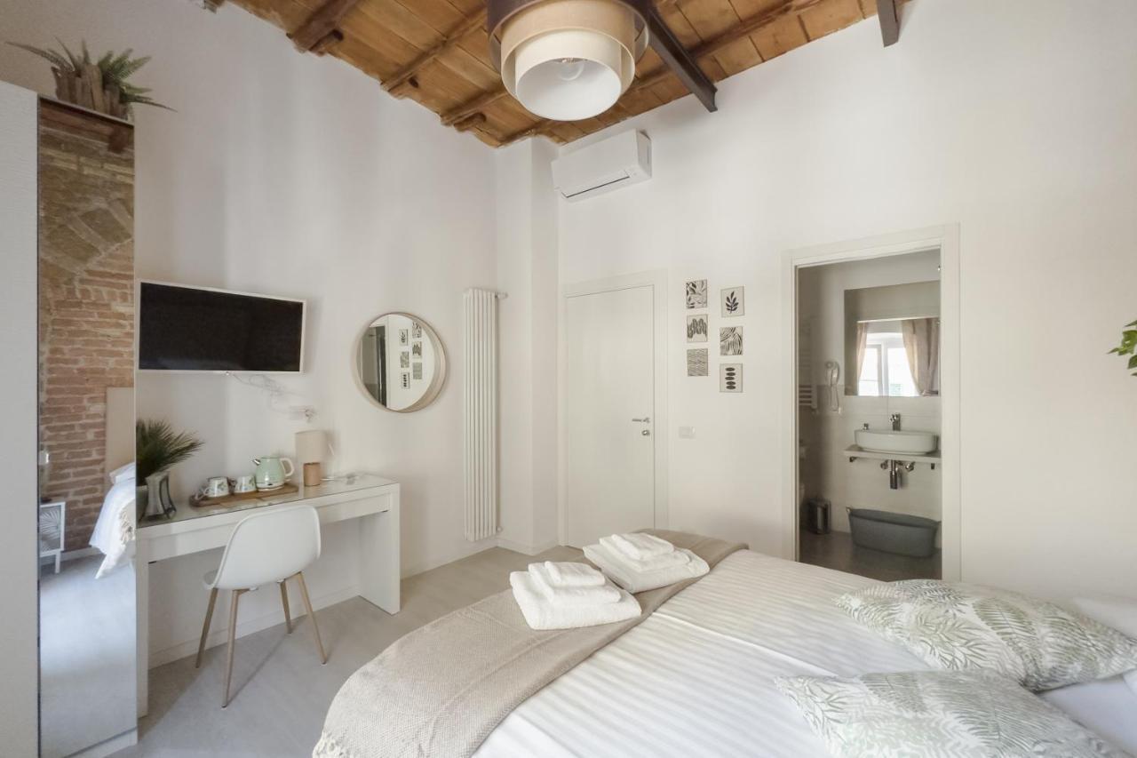 White Ostilia Guesthouse Rom Eksteriør billede