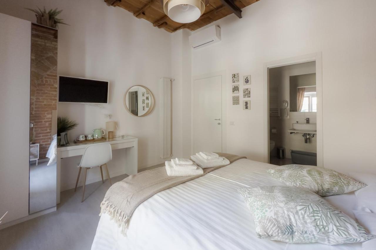 White Ostilia Guesthouse Rom Eksteriør billede