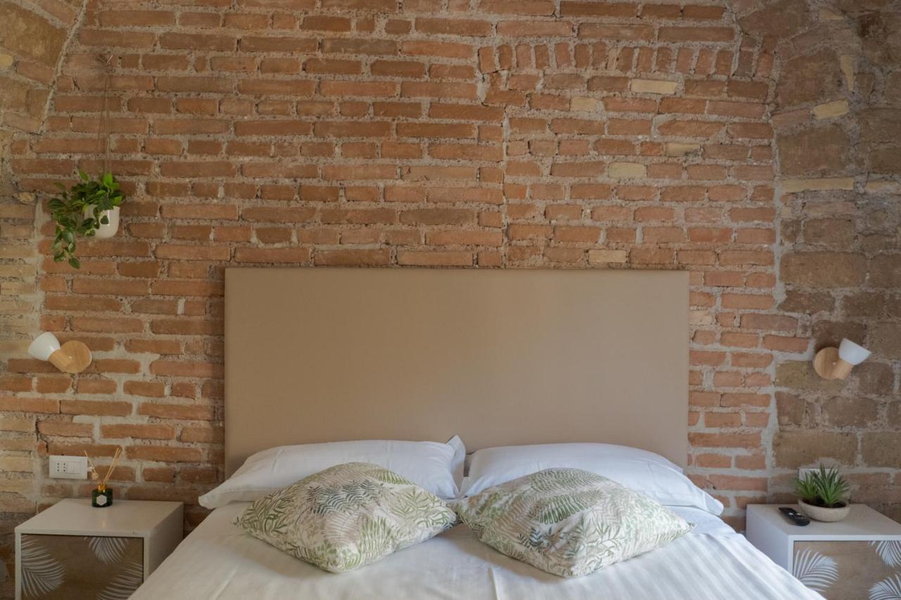 White Ostilia Guesthouse Rom Eksteriør billede